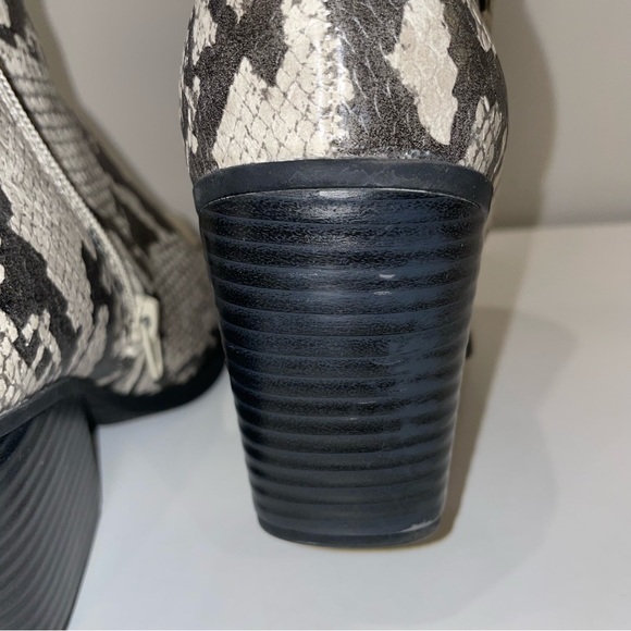 Soul Naturalizer Mikey Snake Ankle Boots Booties Size 9 - Picture 6 of 9